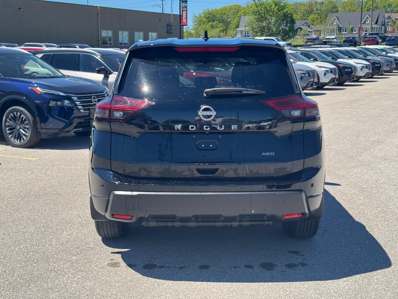 2024 Nissan Rogue AWD S Photo
