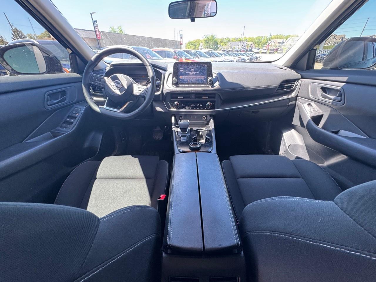 2024 Nissan Rogue AWD S Photo