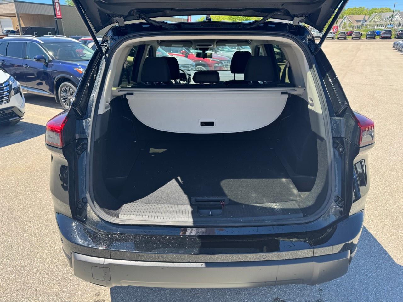 2024 Nissan Rogue AWD S Photo