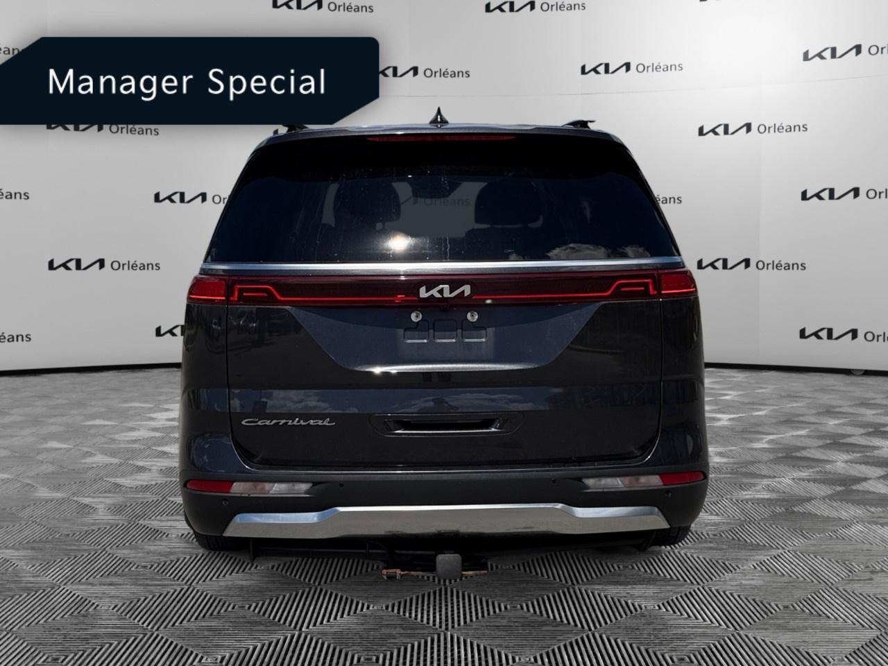 2022 Kia Carnival SX Photo3
