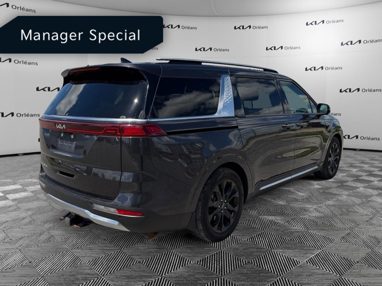 2022 Kia Carnival SX Photo4