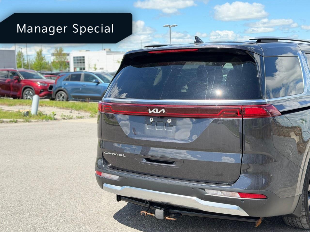 2022 Kia Carnival SX Photo