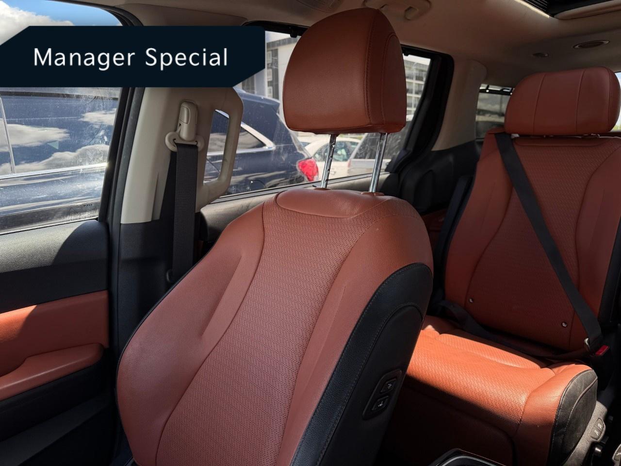 2022 Kia Carnival SX Photo