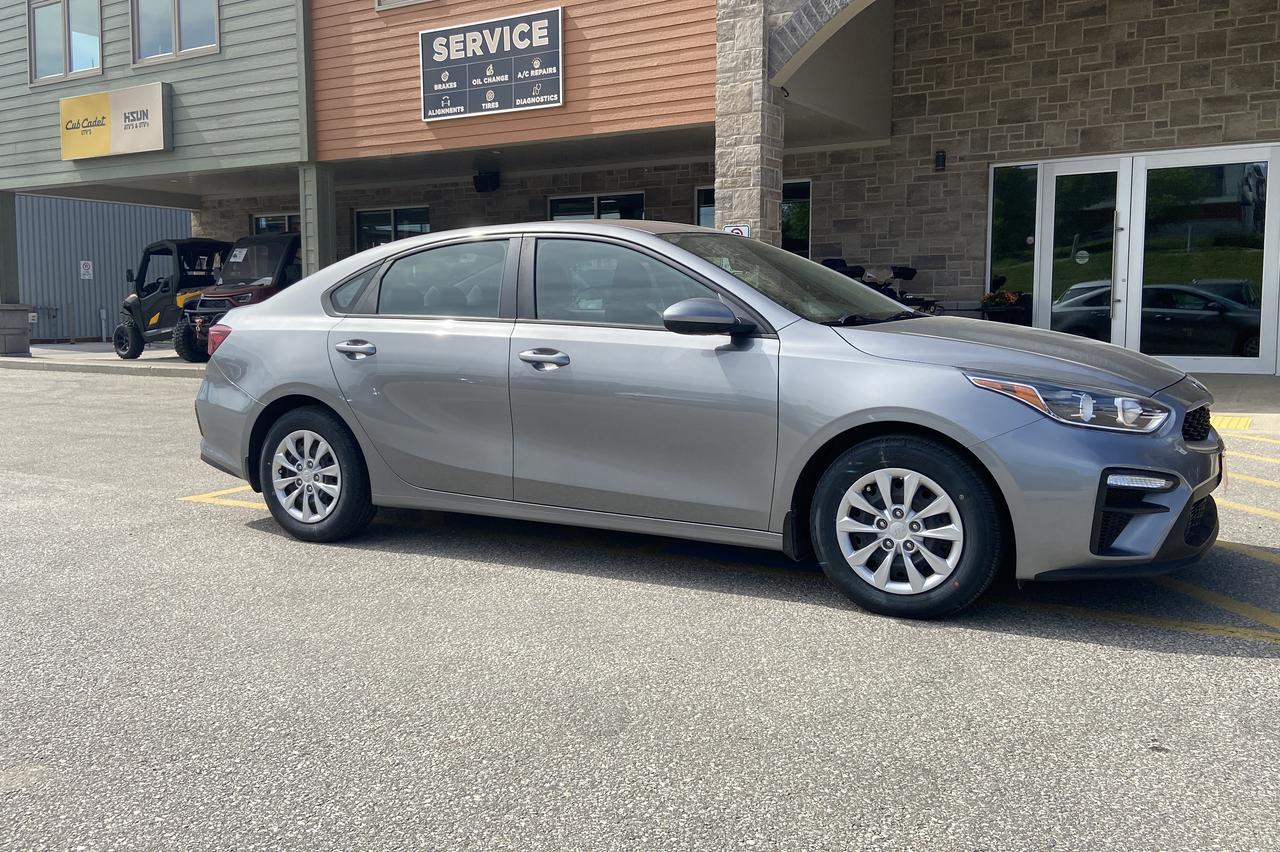 2021 Kia Forte LX Photo