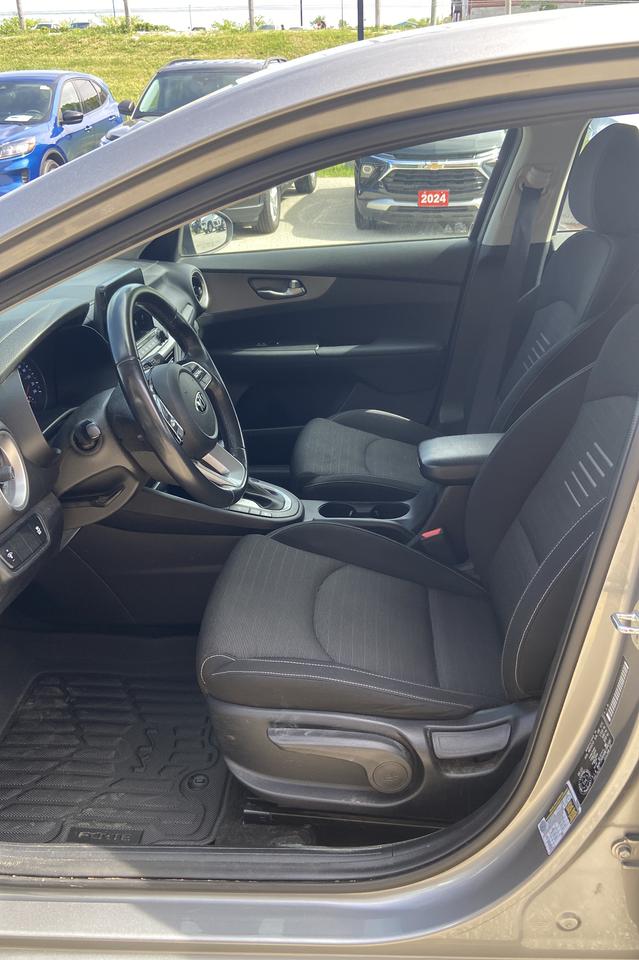 2021 Kia Forte LX Photo