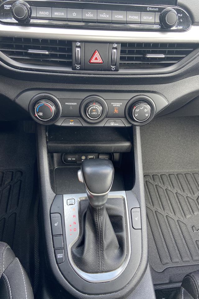 2021 Kia Forte LX Photo