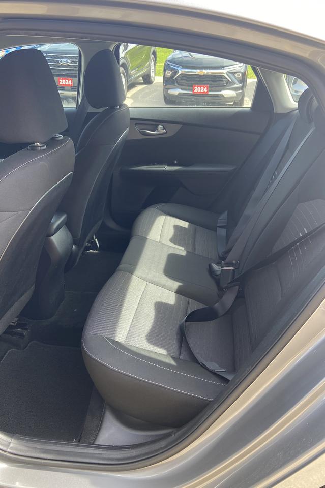2021 Kia Forte LX Photo