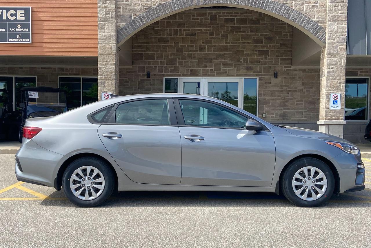 2021 Kia Forte LX Photo