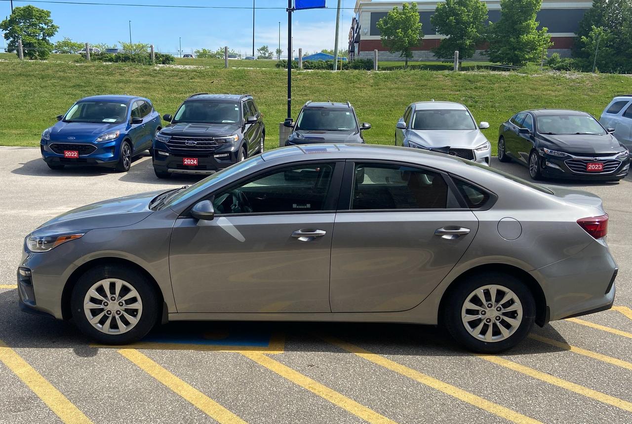 2021 Kia Forte LX Photo