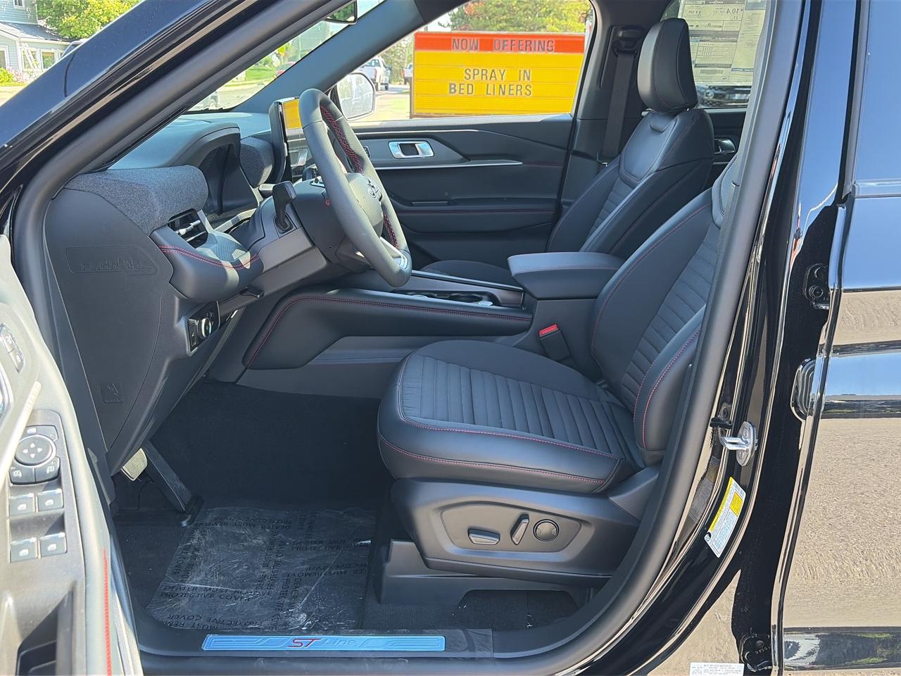 2026 Ford Explorer ST-Line 4WD Photo