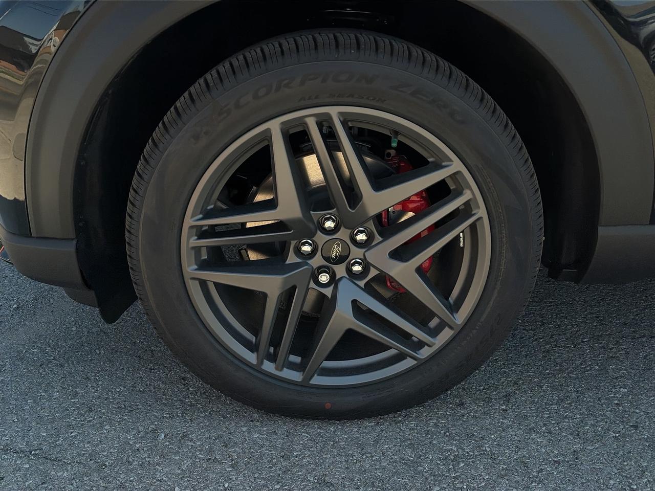 2026 Ford Explorer ST-Line 4WD Photo