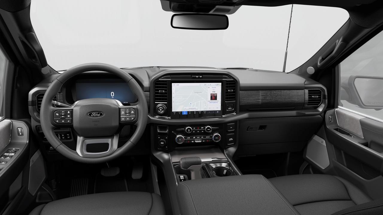2026 Ford F-150 XLT Photo5