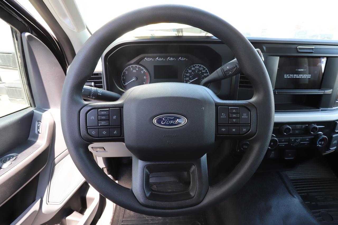 2026 Ford F-250 Super Duty SRW XLT 4WD REG CAB 8' BOX Photo