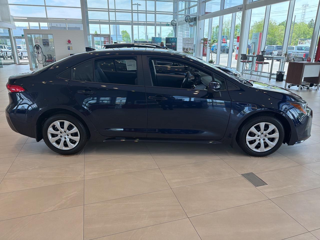 2026 Toyota Corolla LE Photo3