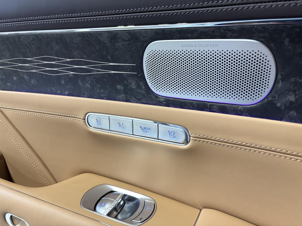 2023 Genesis G90 3.5T Prestige|AWD|AUTODOORS|MASSAGE|FORGEDCARBON|+ Photo