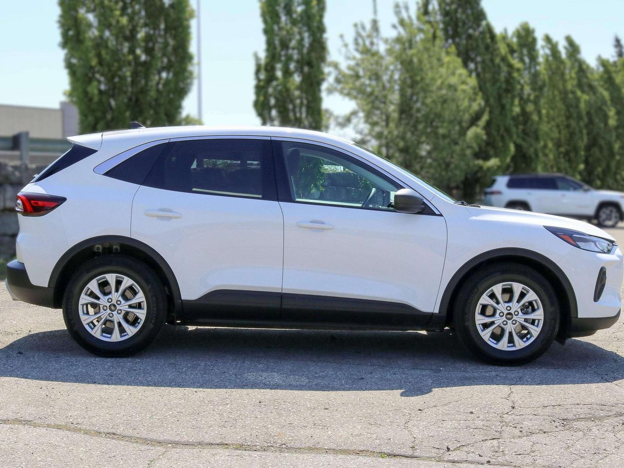 2023 Ford Escape Active FWD | BACKUP CAMERA | BLUETOOTH | Photo3