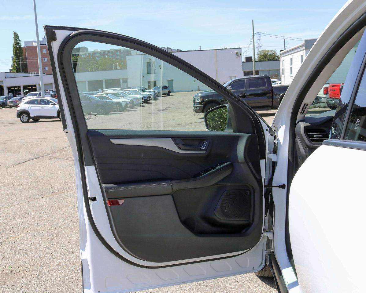 2023 Ford Escape Active FWD | BACKUP CAMERA | BLUETOOTH | Photo