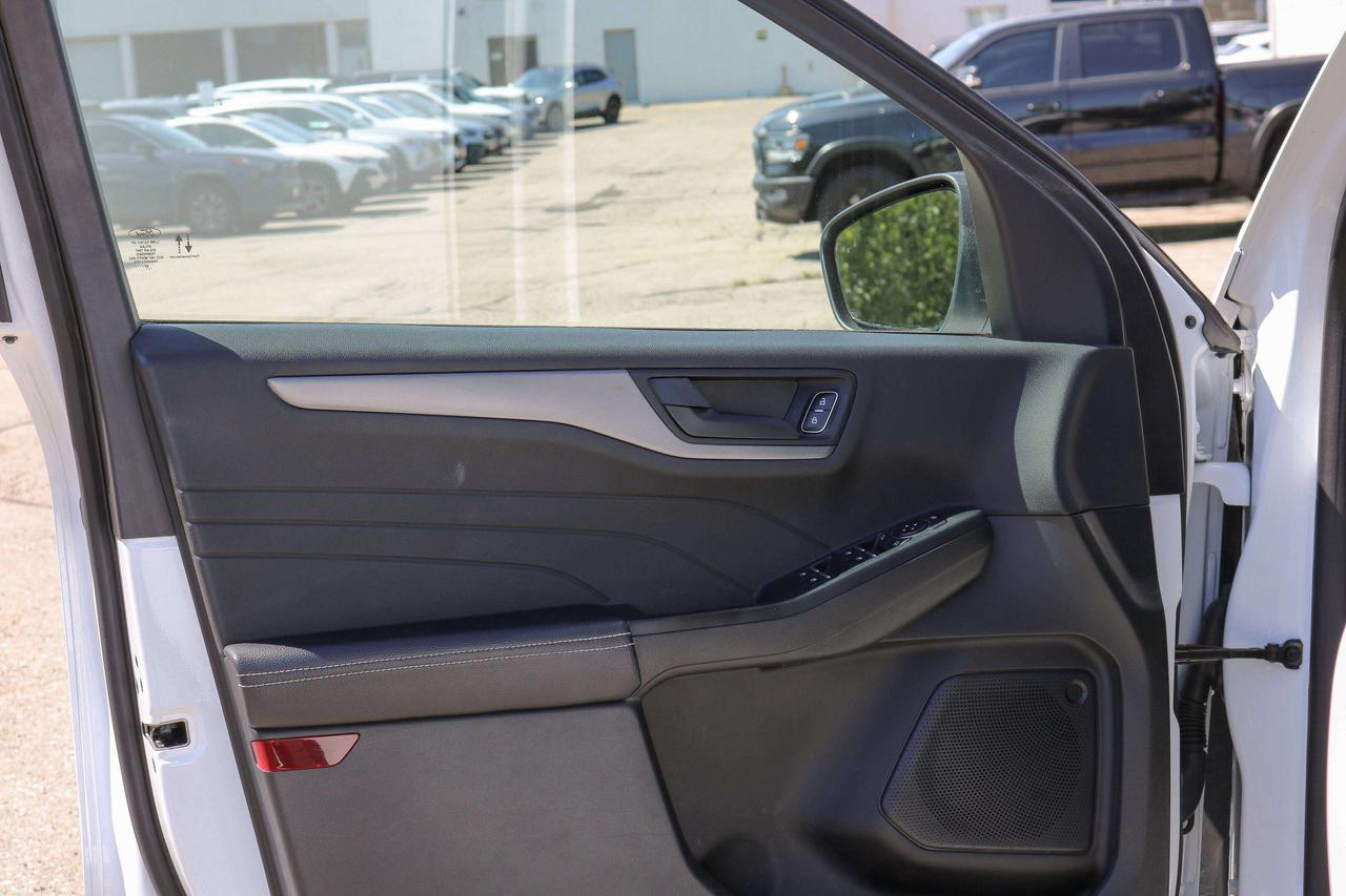 2023 Ford Escape Active FWD | BACKUP CAMERA | BLUETOOTH | Photo