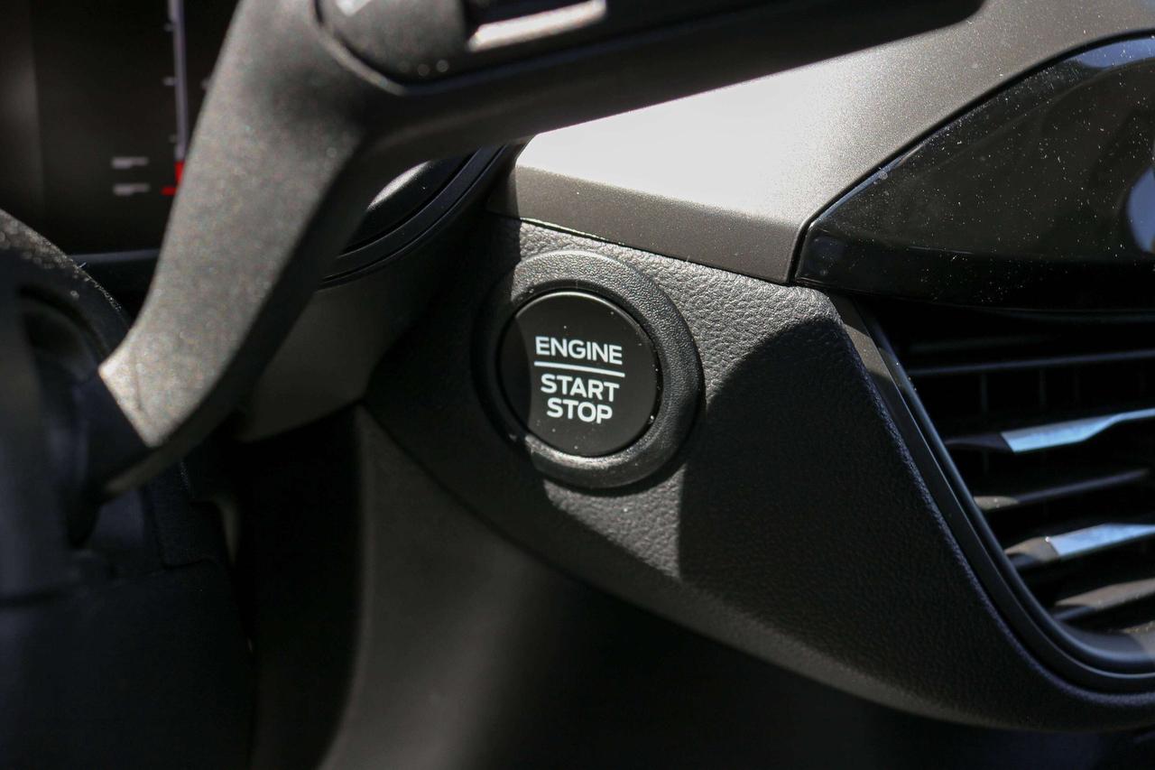 2023 Ford Escape Active FWD | BACKUP CAMERA | BLUETOOTH | Photo