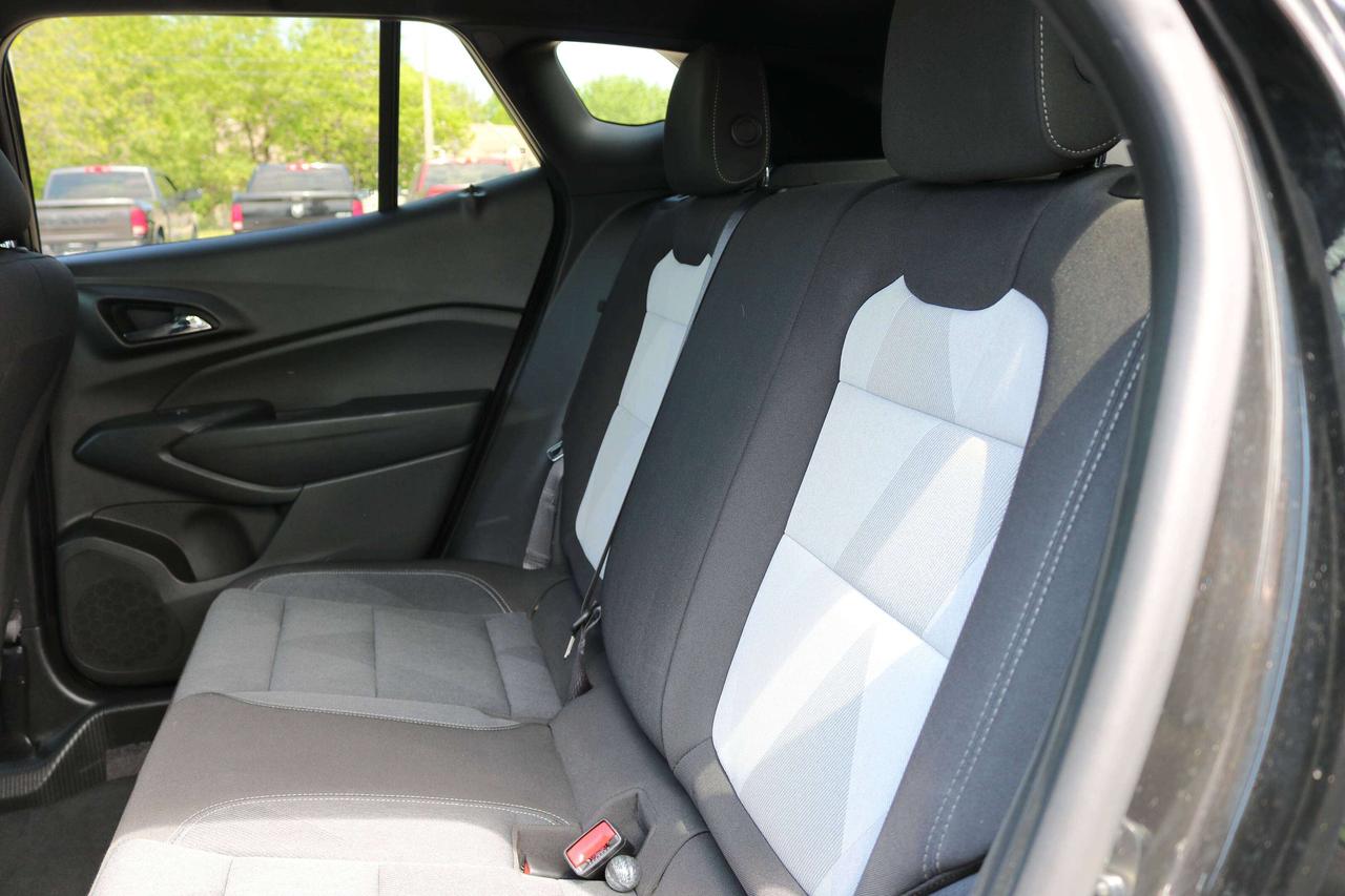 2025 Chevrolet Trax FWD 4dr 1RS  |  BLUETOOTH | HEATED SEAT | Photo