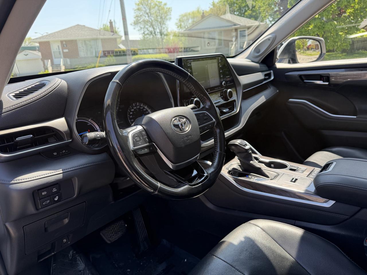 2020 Toyota Highlander HYBRID Limited AWD Photo