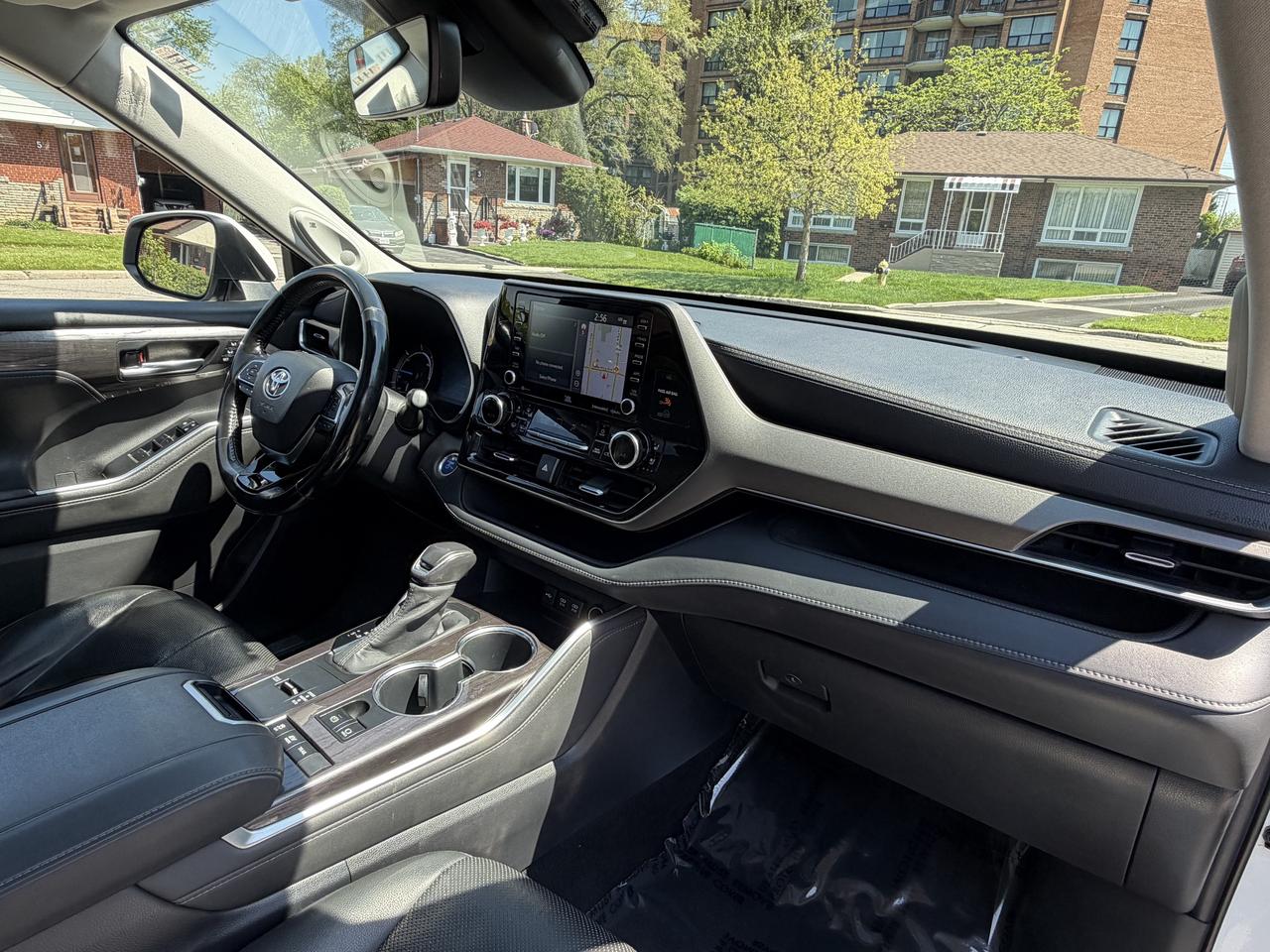 2020 Toyota Highlander HYBRID Limited AWD Photo