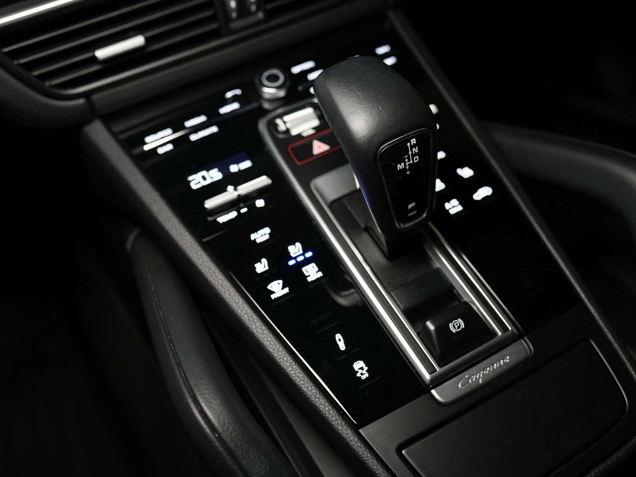 2021 Porsche Cayenne COUPE | PREMIUM PLUS PKG | BOSE | PANO | 21 IN Photo