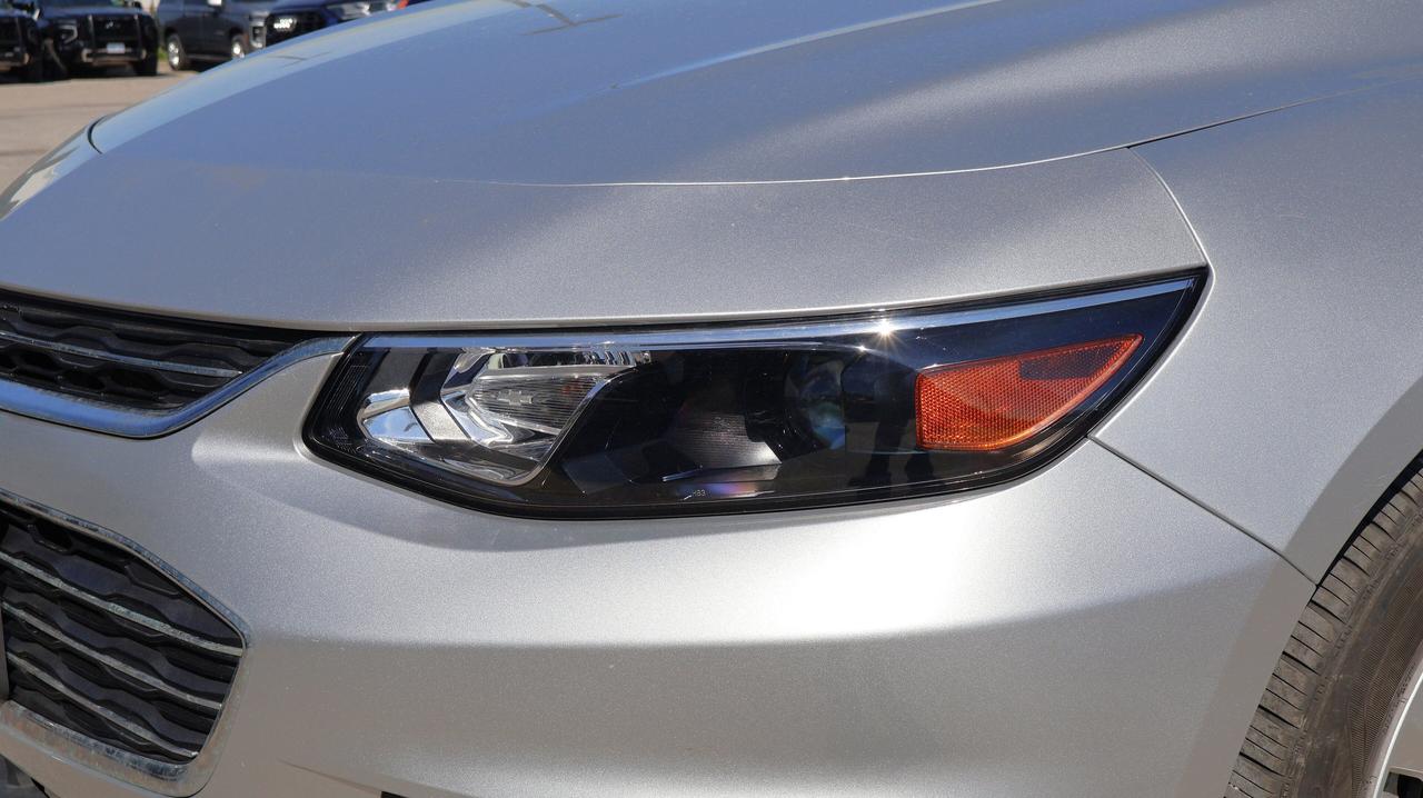 2016 Chevrolet Malibu LT | Heated Mirrors Photo