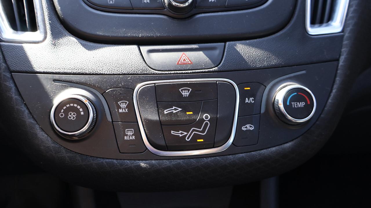 2016 Chevrolet Malibu LT | Heated Mirrors Photo