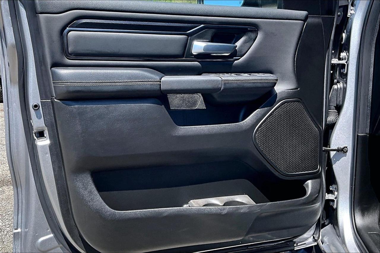 2025 RAM 1500 Sport Crew | Panoroof | 12" Screen | 360Cam | 4X4 Photo