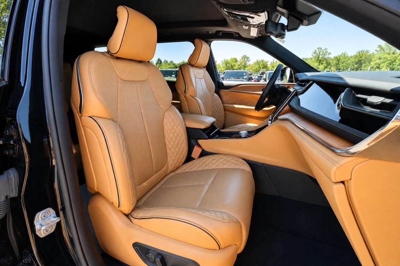 2023 Jeep Grand Cherokee L Summit Reserve High Altitude | Adv Protech | 4X4 Photo