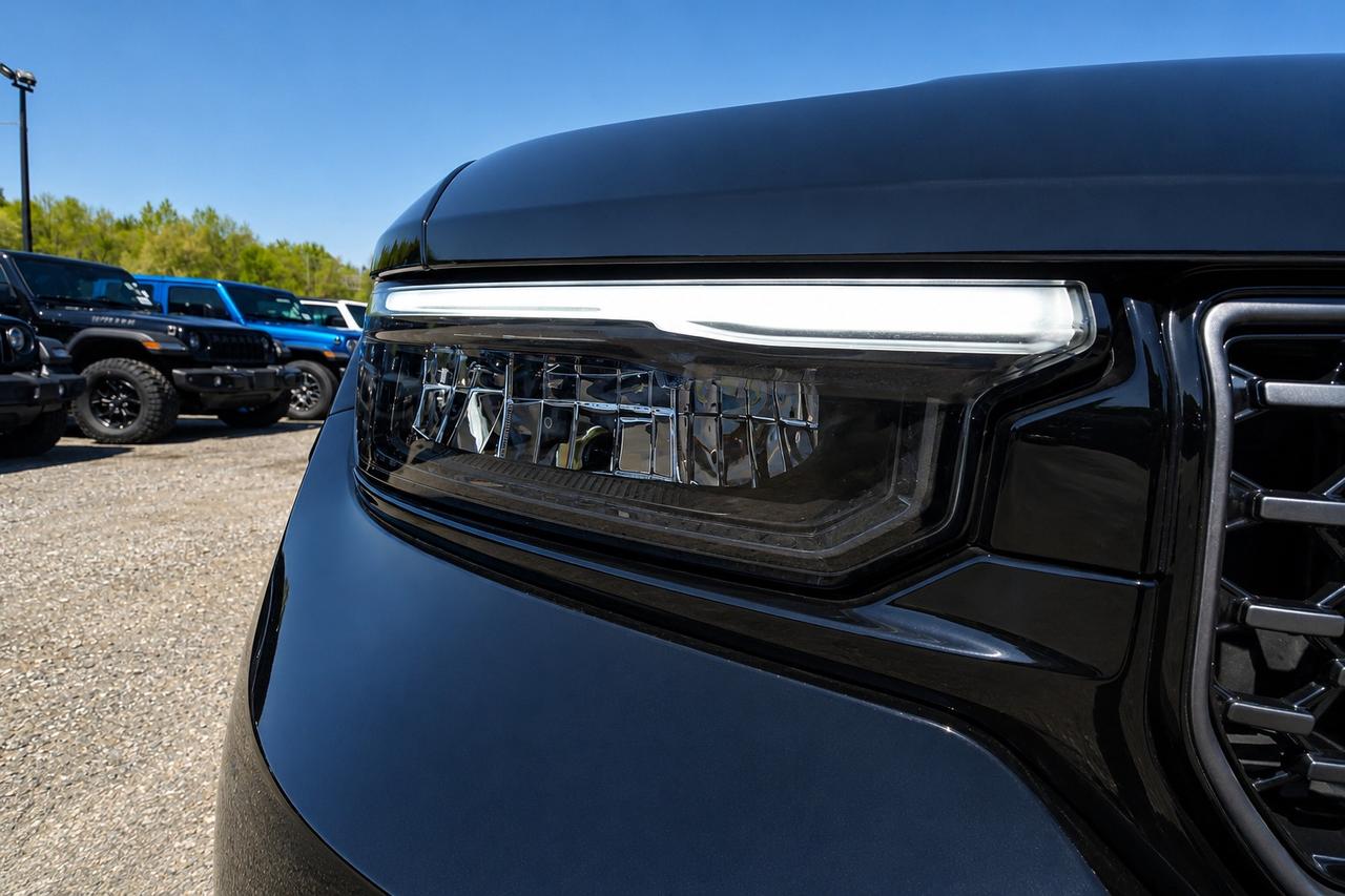 2023 Jeep Grand Cherokee L Summit Reserve High Altitude | Adv Protech | 4X4 Photo
