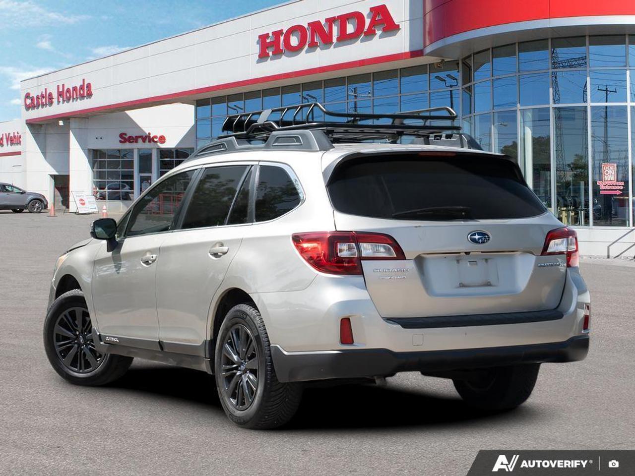 2015 Subaru Outback  Photo3