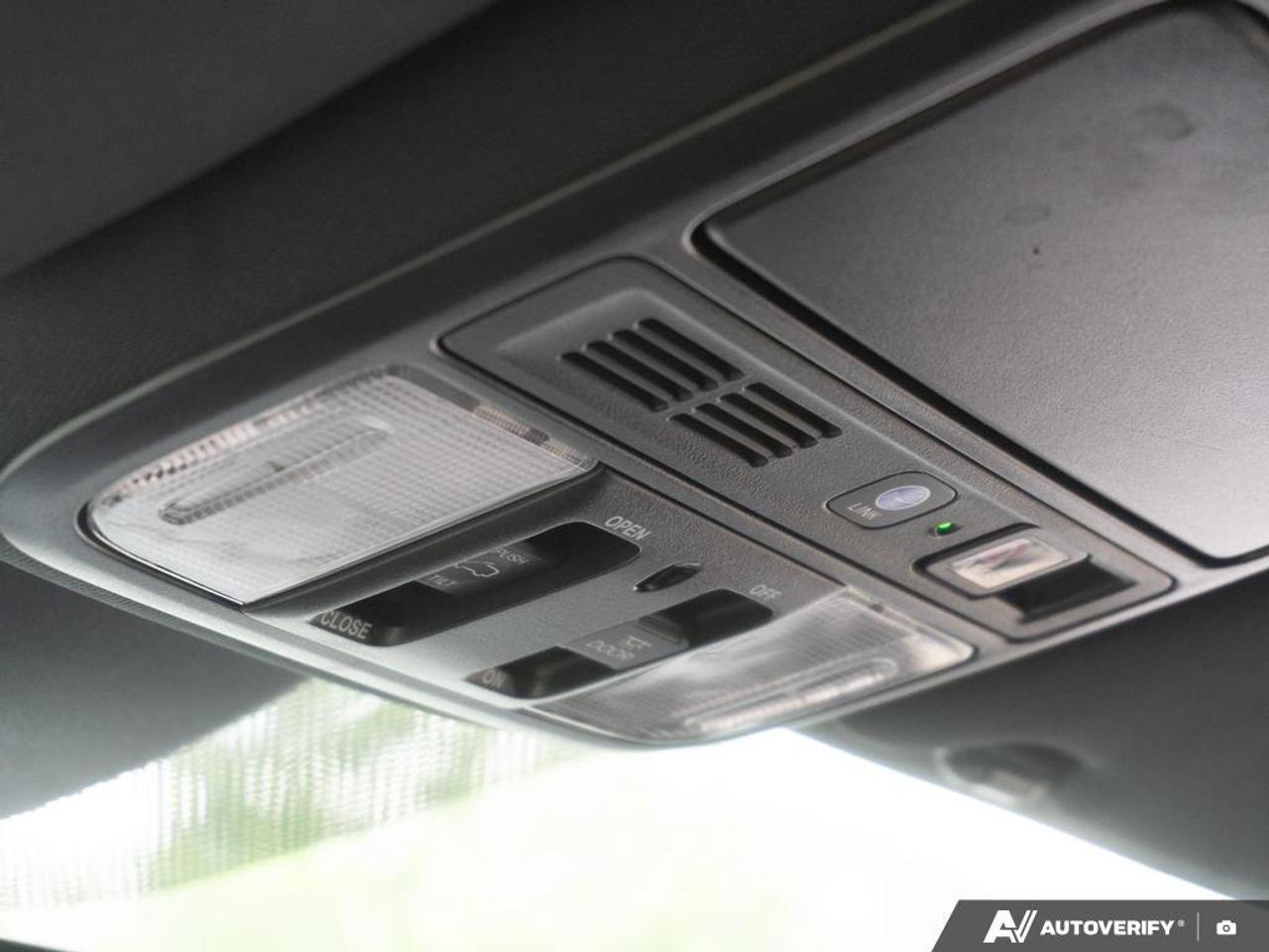 2023 Honda Odyssey  Photo