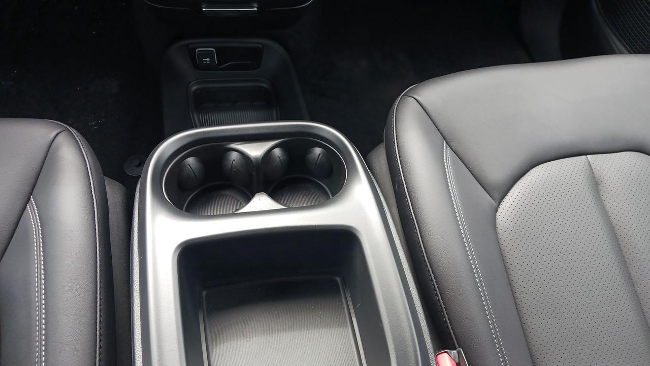 2026 Dodge Grand Caravan SXT Photo
