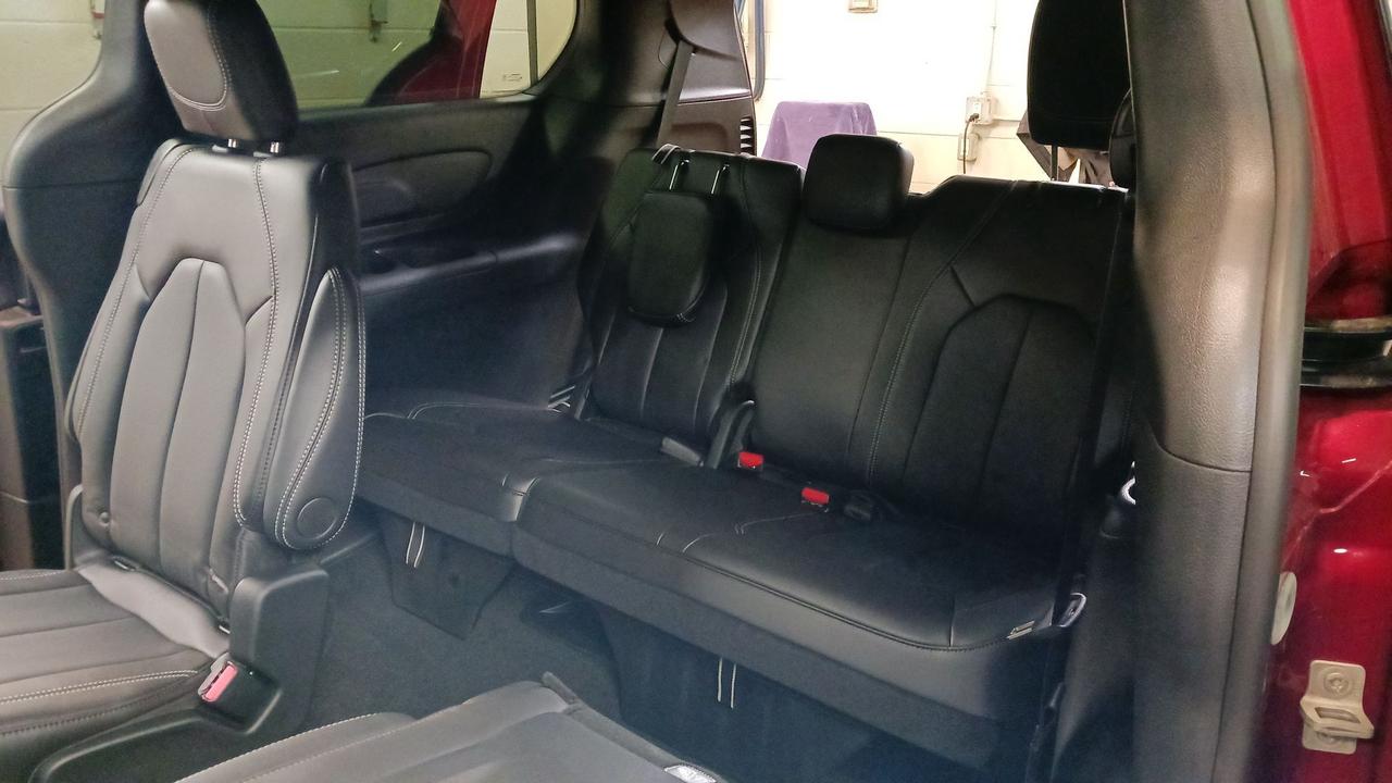 2026 Dodge Grand Caravan SXT Photo
