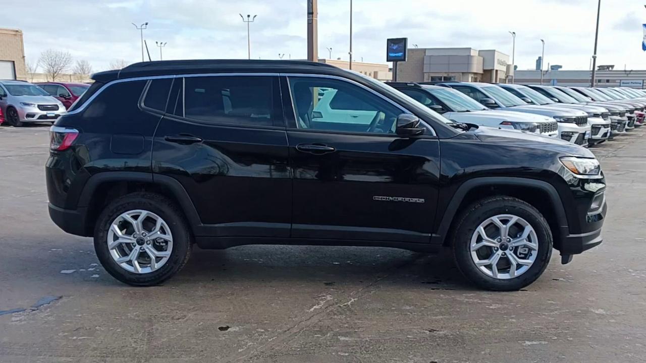 2026 Jeep Compass NORTH Photo