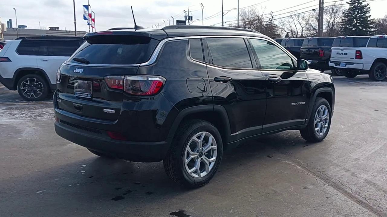2026 Jeep Compass NORTH Photo