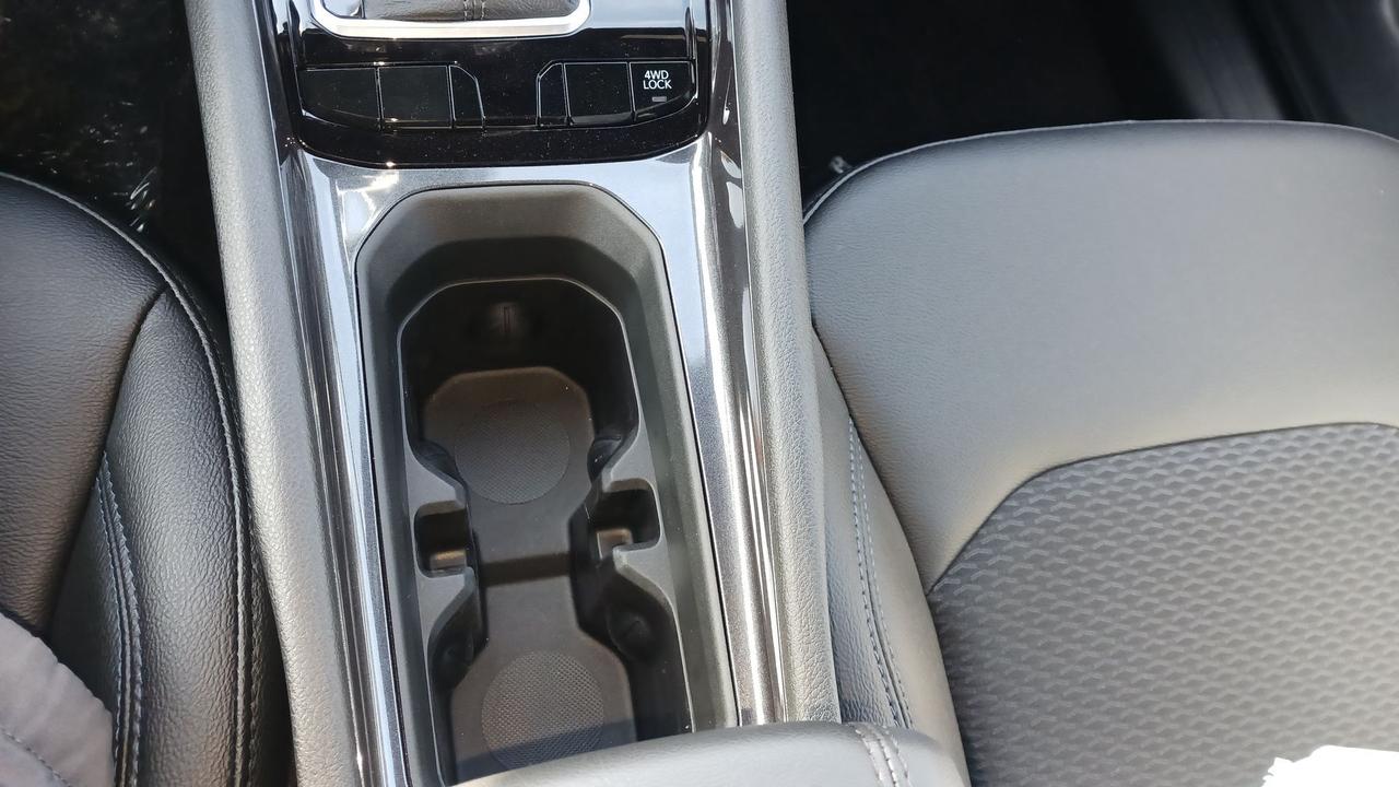 2026 Jeep Compass NORTH Photo
