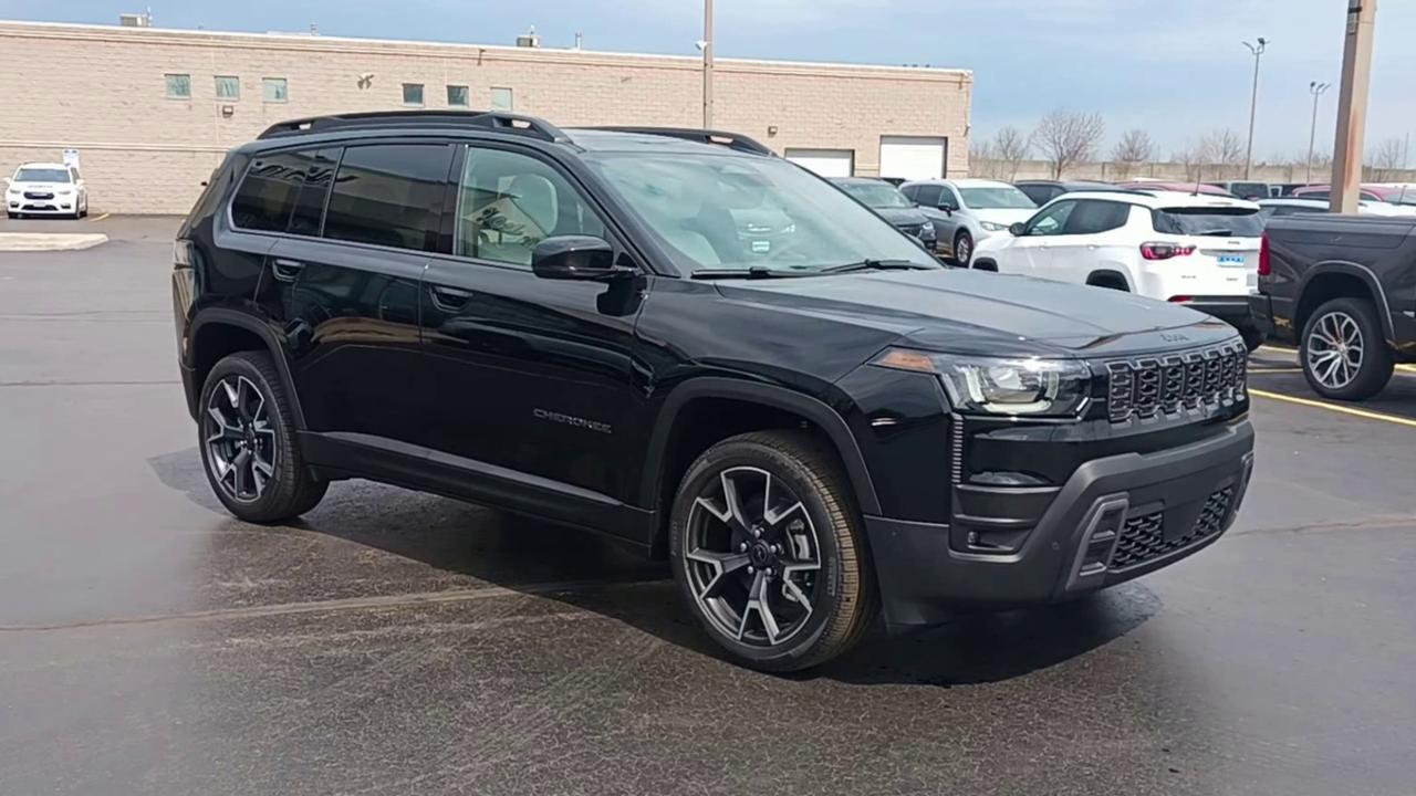 2026 Jeep Cherokee OVERLAND Photo