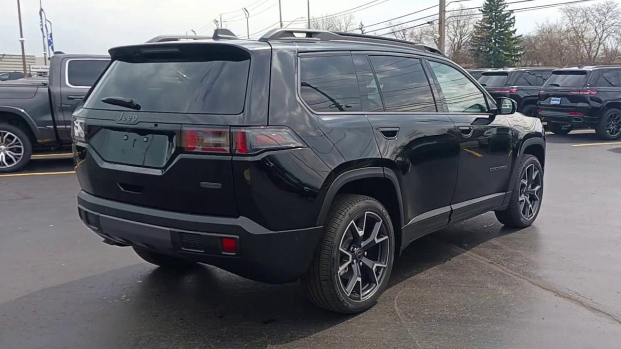 2026 Jeep Cherokee OVERLAND Photo