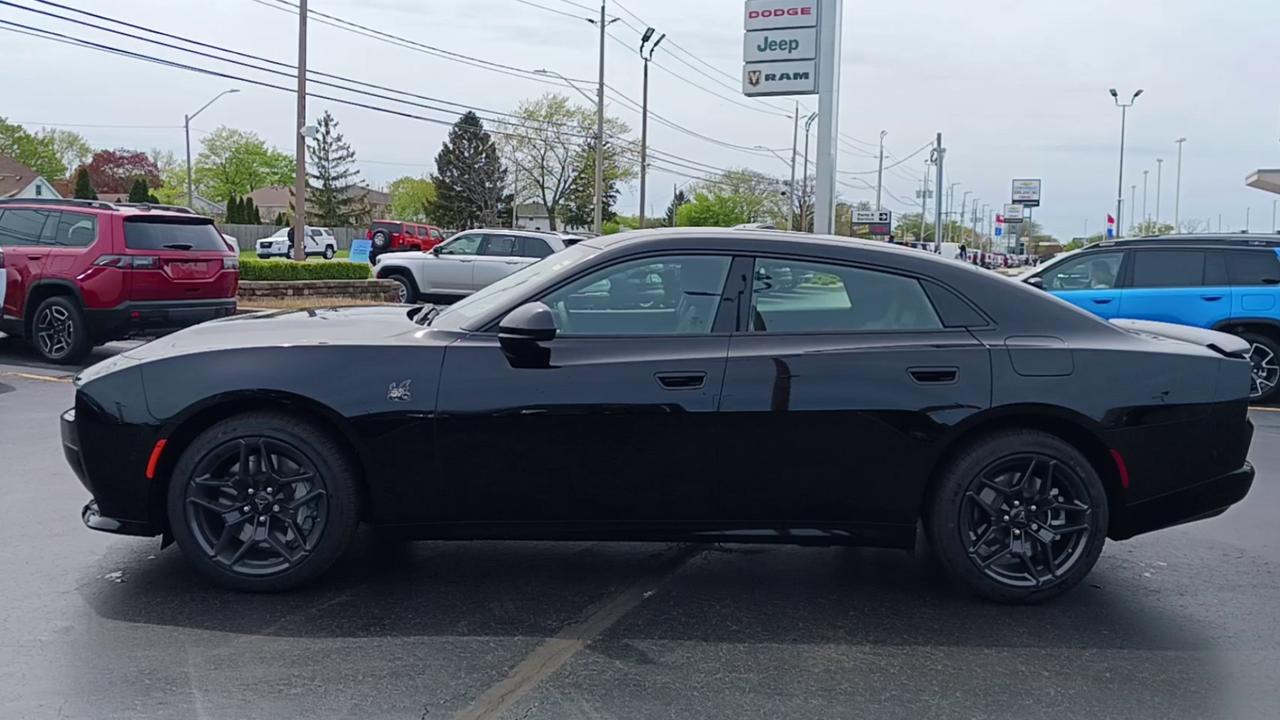 2026 Dodge Charger Scat Pack Photo4