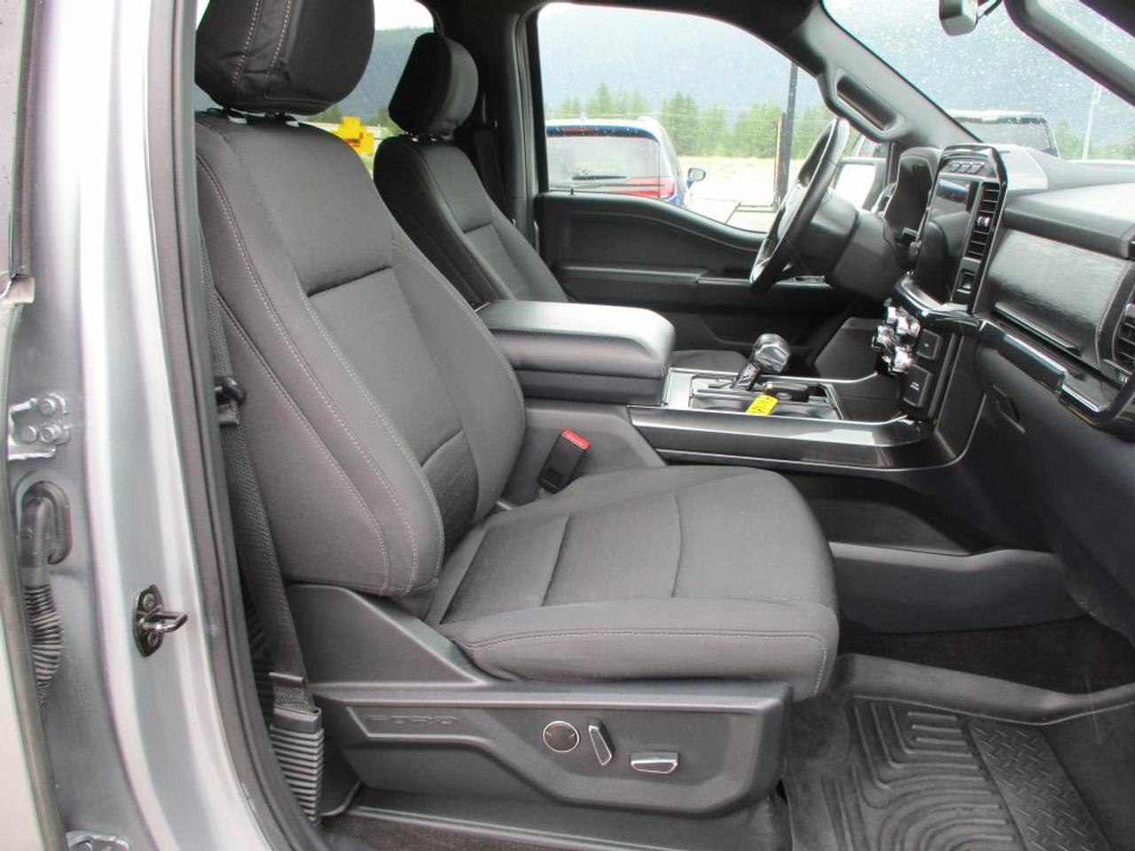 2021 Ford F-150 XLT CREW 4X4 6.5 BOX - Photo #13