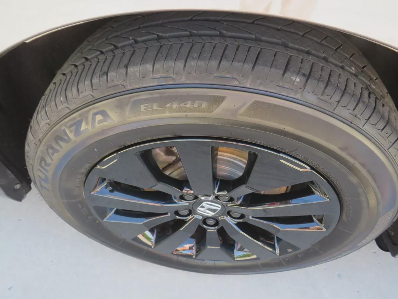 2025 Honda Odyssey Sport-L | Clean Carfax Report | 8 Passenger | Leather | Navigation | Sunroof | Stow and Go | Power Doors | Photo