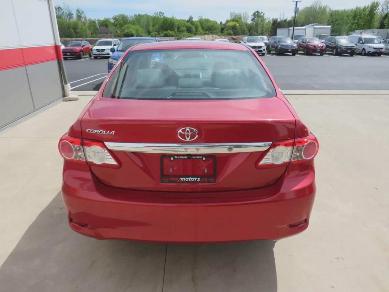 2011 Toyota Corolla CE | Rare!! | Low KM!! | Aftermarket Digital Screen! | Automatic | AC | Reverse Camera | Power Options | Photo