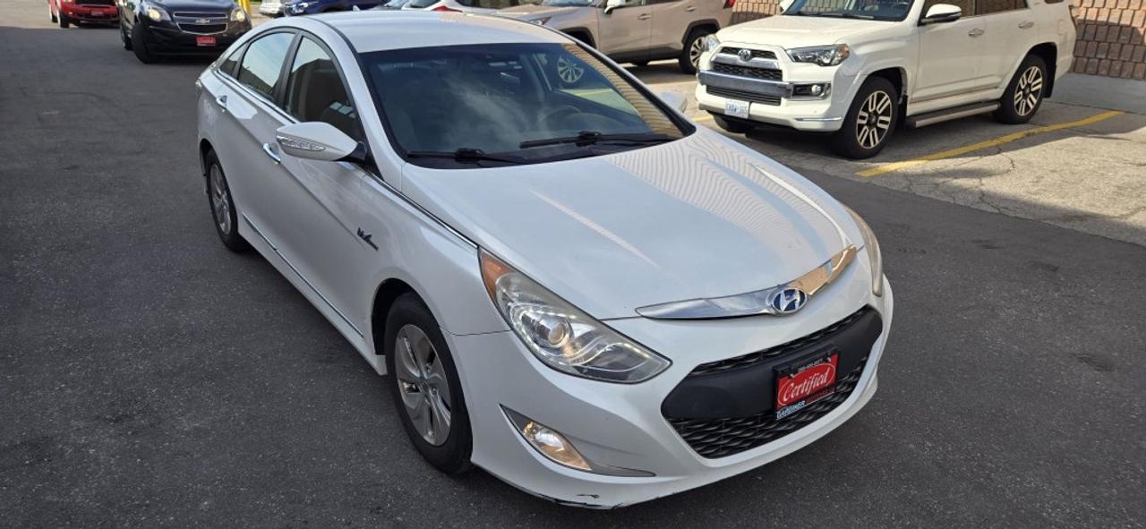 2013 Hyundai Sonata Hybrid Base 4dr Sedan Automatic Photo