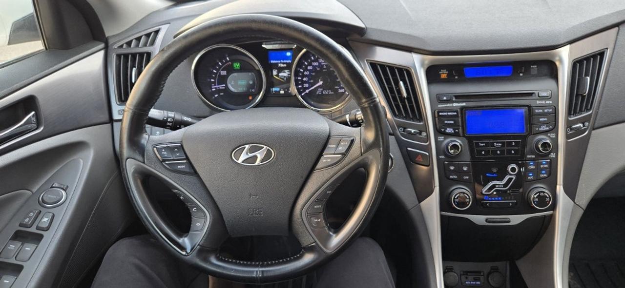 2013 Hyundai Sonata Hybrid Base 4dr Sedan Automatic Photo