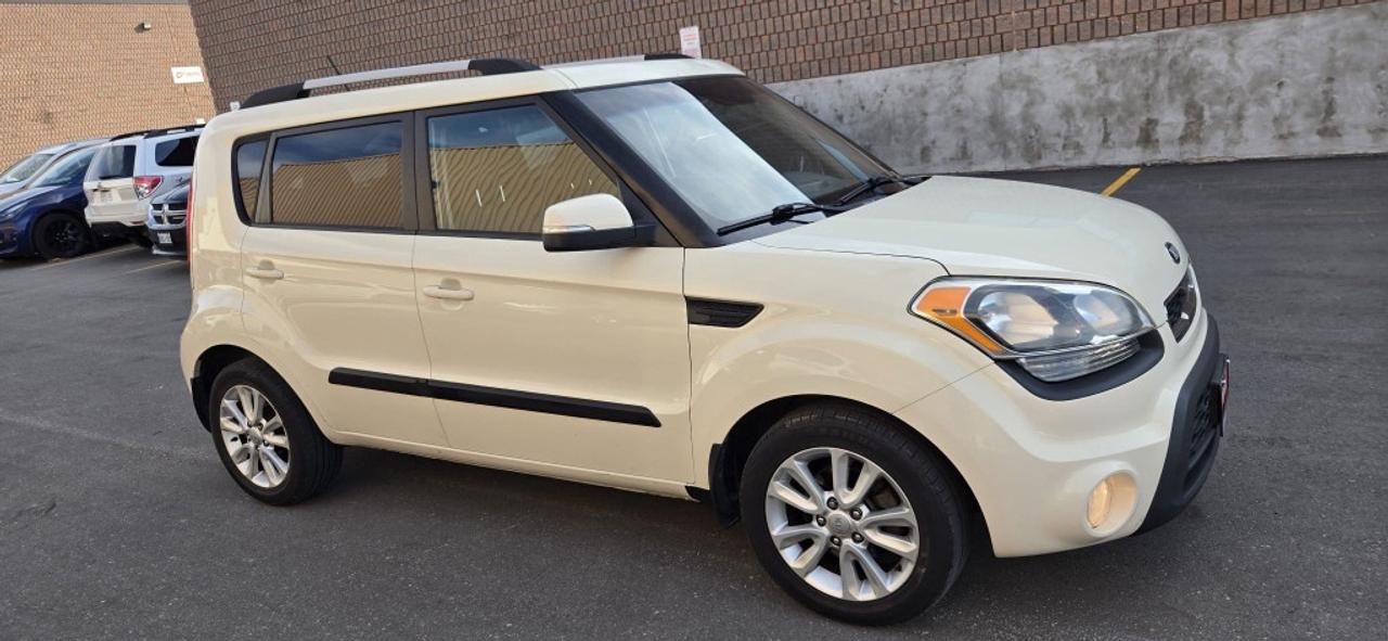 2013 Kia Soul 5dr Wagon Automatic 4u Retro *Ltd Avail* Photo2