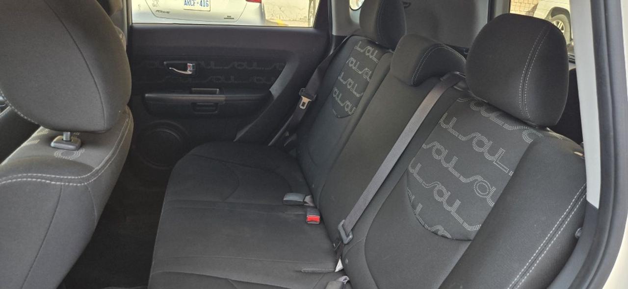 2013 Kia Soul 5dr Wagon Automatic 4u Retro *Ltd Avail* Photo