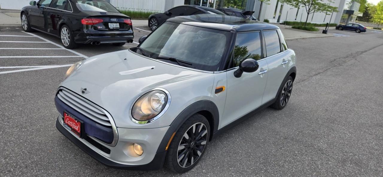 2015 MINI Cooper Hardtop 5dr Hatchback Photo